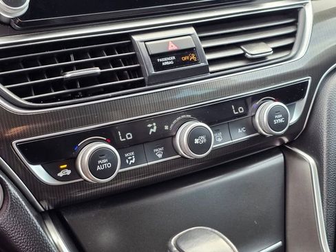 Used 2020 Honda Accord Sport image 29