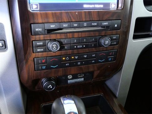 Used 2012 Ford F150 Lariat w/ Lariat Chrome Pkg image 22