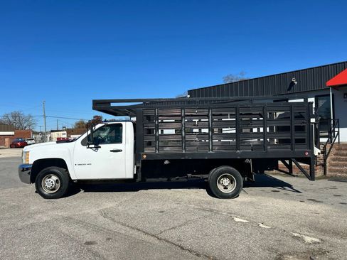 Used 2007 Chevrolet Silverado 3500 W/T image 10
