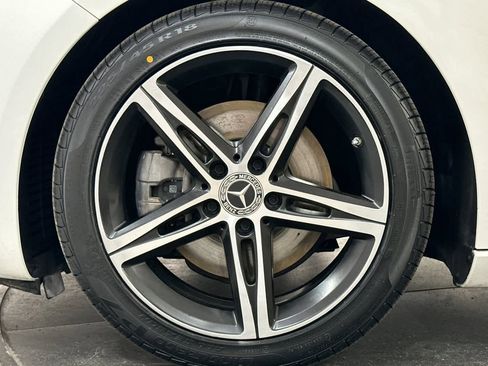 Used 2022 Mercedes-Benz A 220 image 25