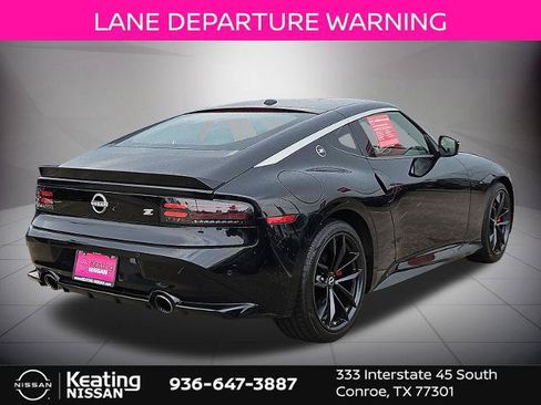Certified 2025 Nissan Z Performance w/ Floor Mat Package RWD image 8