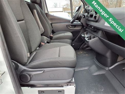 Used 2023 Mercedes-Benz Sprinter 3500 image 22