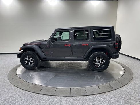 Used 2022 Jeep Wrangler Unlimited Rubicon w/ Dual Top Group AWD/4WD image 10
