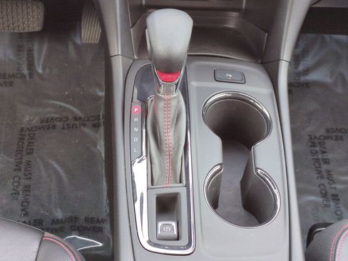 Used 2022 Chevrolet Equinox RS w/ RS Leather Package image 19