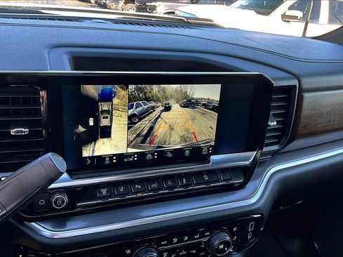 Certified 2024 Chevrolet Silverado 3500 High Country w/ High Country Premium Package image 10