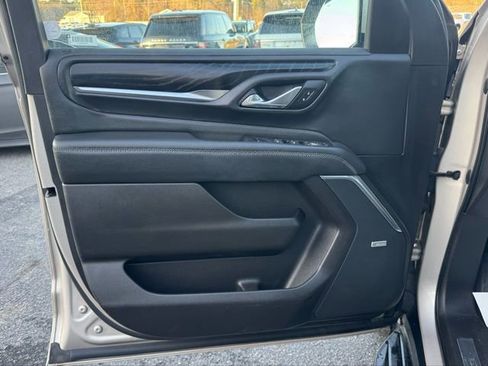 Used 2021 GMC Yukon XL Denali AWD/4WD image 16