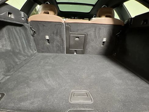 Used 2023 Volvo XC60 B5 Plus w/ Protection Package image 22