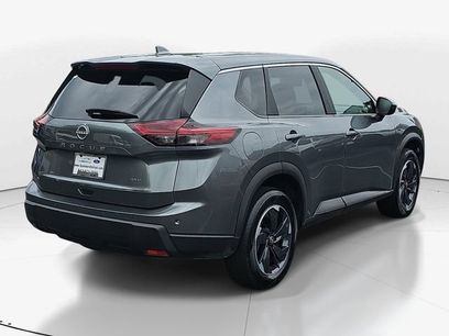 Used 2025 Nissan Rogue SV