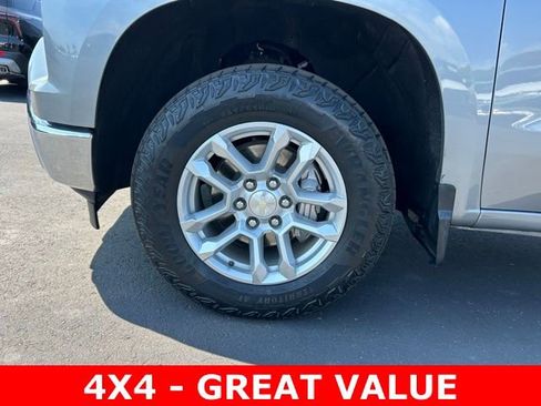 Used 2023 Chevrolet Silverado 1500 LT image 9