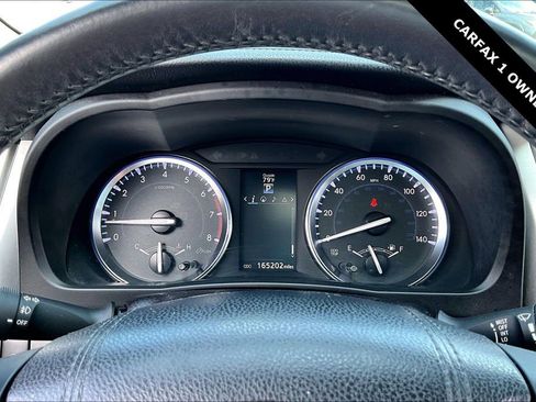 Used 2016 Toyota Highlander Limited FWD image 13
