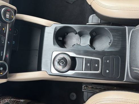 Used 2020 Ford Escape SEL image 28