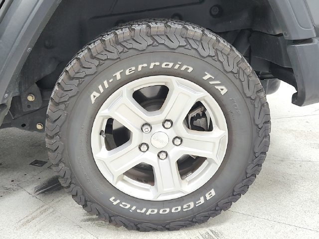 Used 2021 Jeep Wrangler Unlimited Sport AWD/4WD image 43