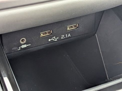 Used 2021 Subaru Outback Premium image 22