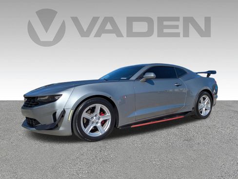 Used 2023 Chevrolet Camaro LT image 2