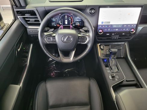 Certified 2024 Lexus GX 550 w/ Accessory Package (31) image 14