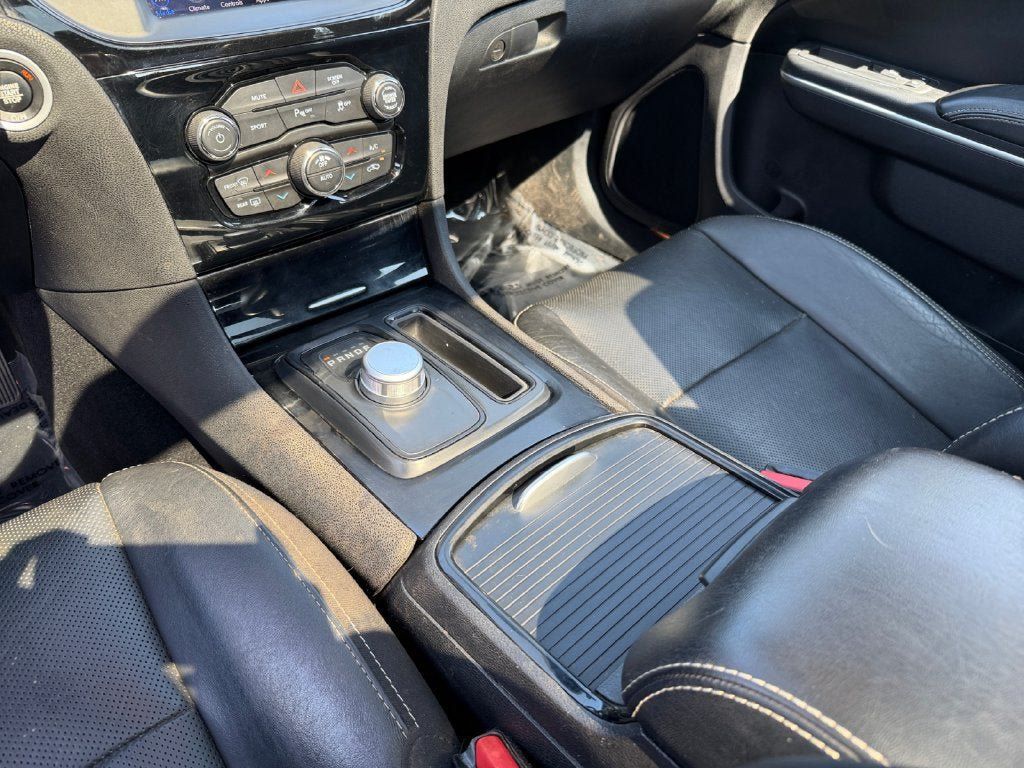 Used 2019 Chrysler 300 S w/ 300S Premium Group AWD/4WD image 19