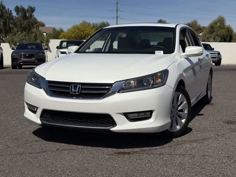 Used 2013 Honda Accord EX image 3