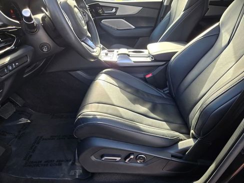 Used 2023 Acura MDX SH-AWD w/ Technology Package image 25