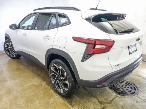 New 2026 Chevrolet Trax RS w/ Driver Confidence Package image 7