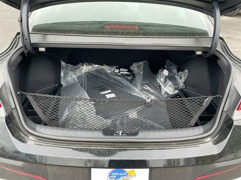 Certified 2025 Hyundai Elantra Sport image 48