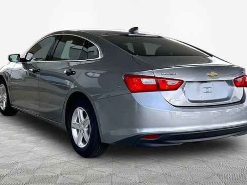 Used 2023 Chevrolet Malibu LT FWD image 4