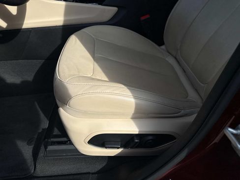 Used 2021 Jeep Grand Cherokee L Limited RWD image 23