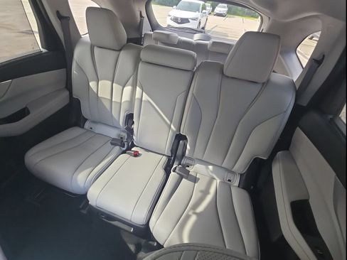 Certified 2024 Acura MDX FWD w/ Technology Package image 28