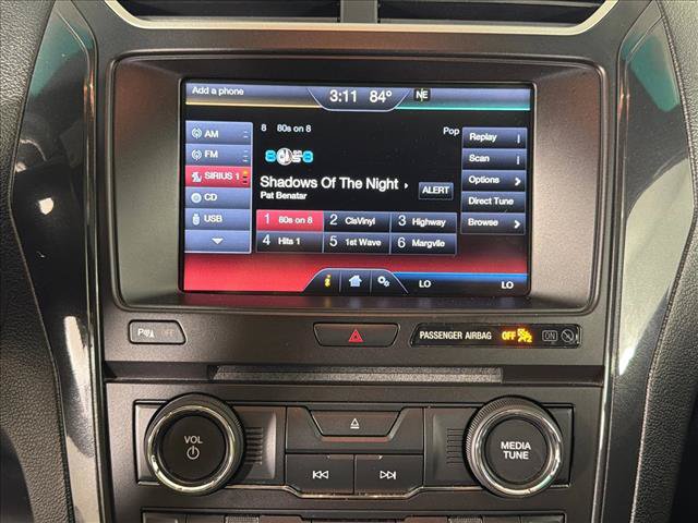 Used 2016 Ford Explorer XLT w/ Equipment Group 202A FWD image 30