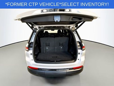 New 2025 Jeep Grand Cherokee L Altitude image 26