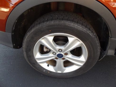 Used 2016 Ford Escape SE image 31