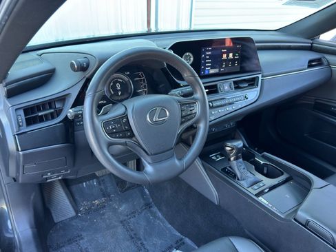 Used 2023 Lexus ES 300h w/ Premium Package image 13