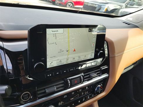 Used 2023 Nissan Pathfinder Platinum w/ Lighting Package (N93) image 18