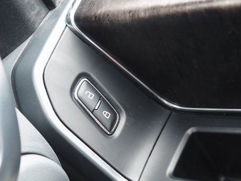 Used 2023 Ford F150 Lariat w/ Equipment Group 502A High image 29