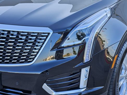 New 2026 Cadillac XT5 Luxury AWD/4WD image 10