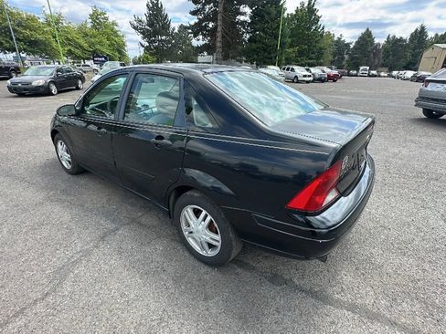 Used 2001 Ford Focus SE image 5