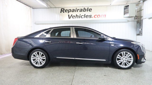 Used 2018 Cadillac XTS Luxury FWD image 4