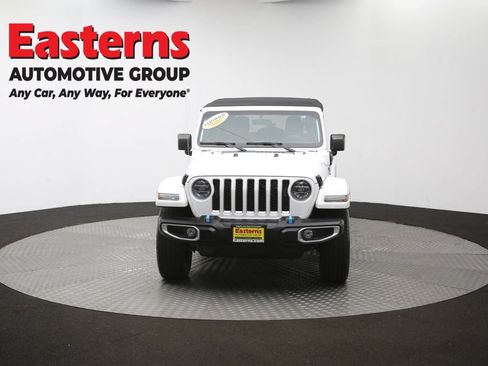 Used 2022 Jeep Wrangler Unlimited Sahara w/ Cold Weather Group AWD/4WD image 54