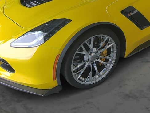 Used 2017 Chevrolet Corvette Z06 RWD image 7