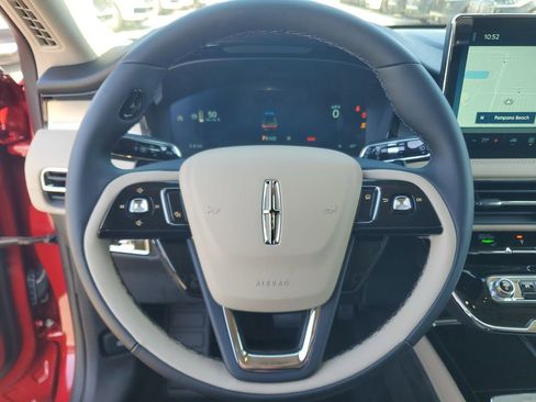 New 2026 Lincoln Corsair Premiere FWD image 23