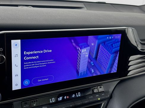 Used 2025 Toyota Camry XSE FWD image 21