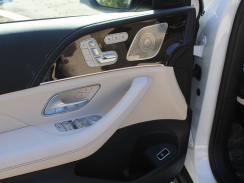 Certified 2026 Mercedes-Benz GLE 53 AMG 4MATIC image 18