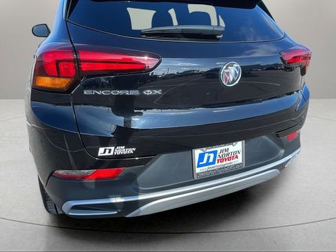Used 2022 Buick Encore GX Select image 12