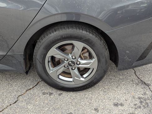 Used 2021 Kia K5 LXS image 27