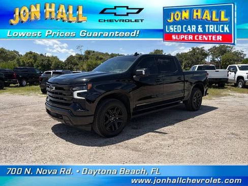 Used 2025 Chevrolet Silverado 1500 High Country w/ Midnight Edition AWD/4WD image 2