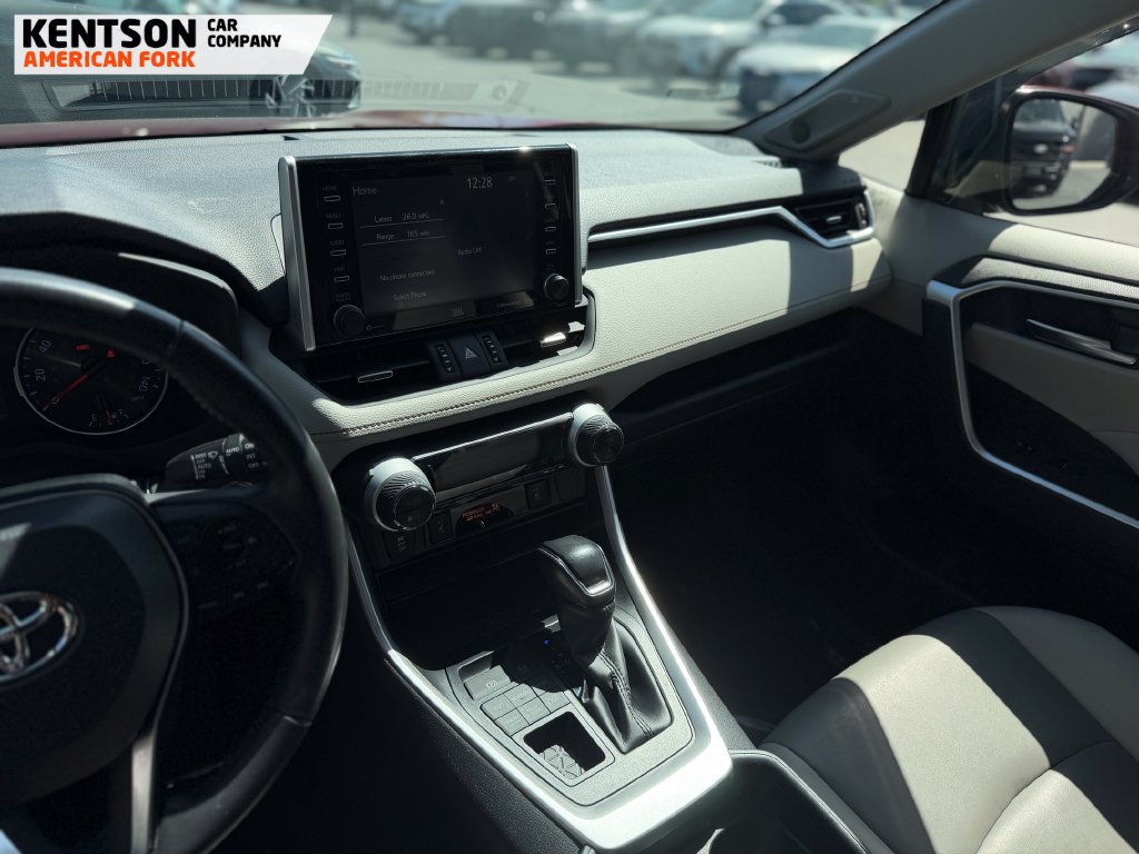 Used 2019 Toyota RAV4 XLE Premium w/ Cold Weather Package AWD/4WD image 22