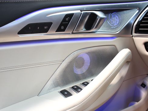 Used 2022 BMW M850i xDrive Convertible w/ M Carbon Exterior Package image 79