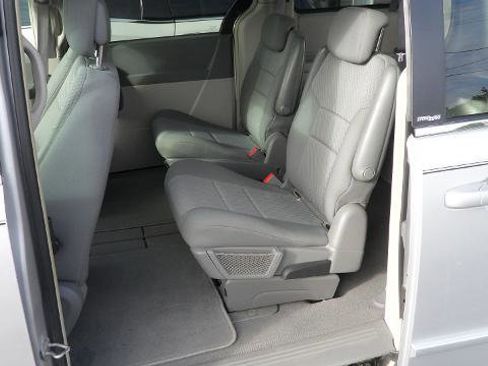 Used 2010 Chrysler Town & Country LX w/ Entertainment Group #1 FWD image 14