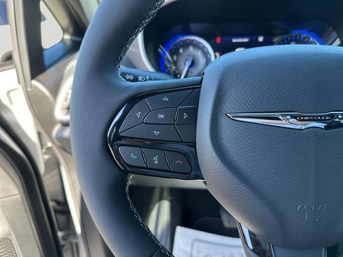 New 2026 Chrysler Pacifica Select w/ S Appearance Package image 21