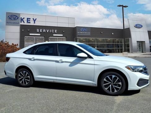 Used 2024 Volkswagen Jetta S FWD image 4