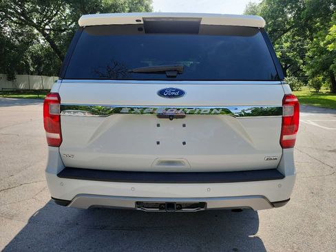 Used 2020 Ford Expedition XLT w/ FX4 Off-Road Package AWD/4WD image 10